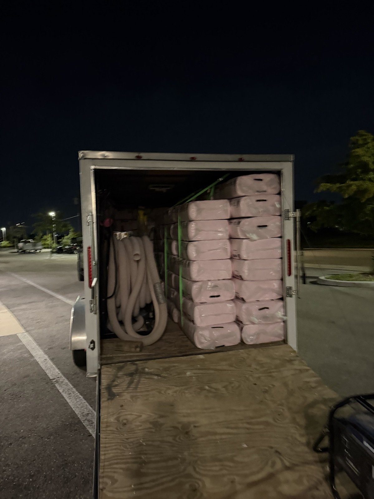 The Gold Star Insulation crew and equipment